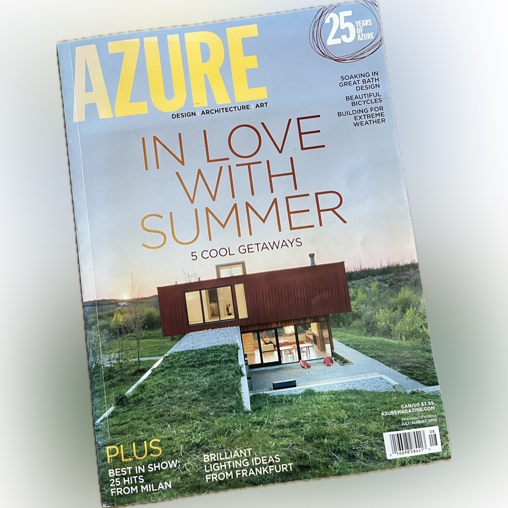 🎈2/$30 - AZURE July/Aug 2010. “In Love with Summer.”